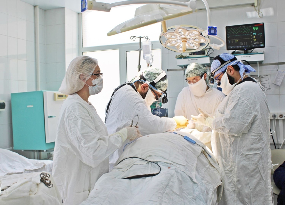 Ставропольские хирурги впервые провели малоинвазивное протезирование клапанов сердца