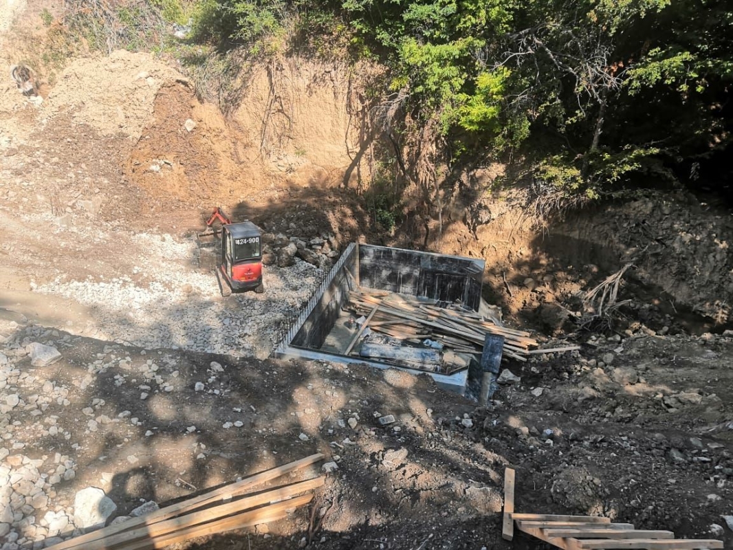 В Ставрополе продолжают восстанавливать дождевую канализацию на улице Космонавтов