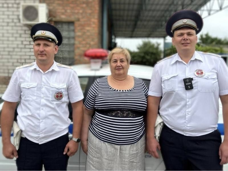 Автоинспекторы спасли от пожара дом ставропольчанки