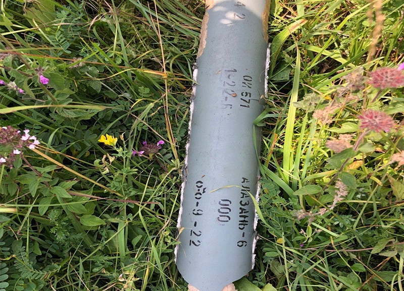 Неопознанный предмет прилетел в поселок рядом с Кисловодском Неопознанный предмет прилетел в поселок рядом с Кисловодском