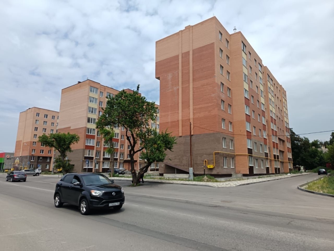 В Пятигорске достраивают дом для 185 переселенцев из аварийного жилья В Пятигорске достраивают дом для 185 переселенцев из аварийного жилья