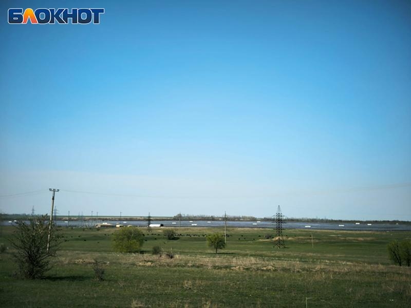 Воскресенье без осадков и с 22 градусами тепла пообещали синоптики Ставрополью 23 ноября