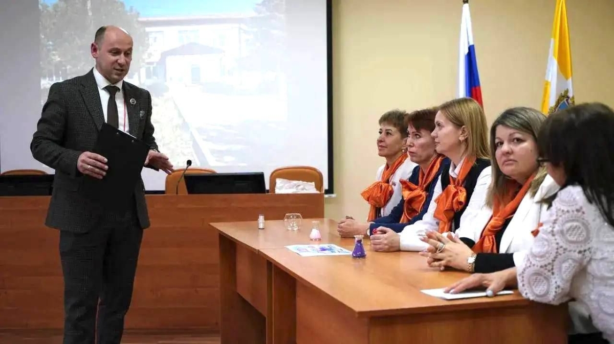 Комиссию по защите чести и достоинства педагогов создали в Ставропольском крае