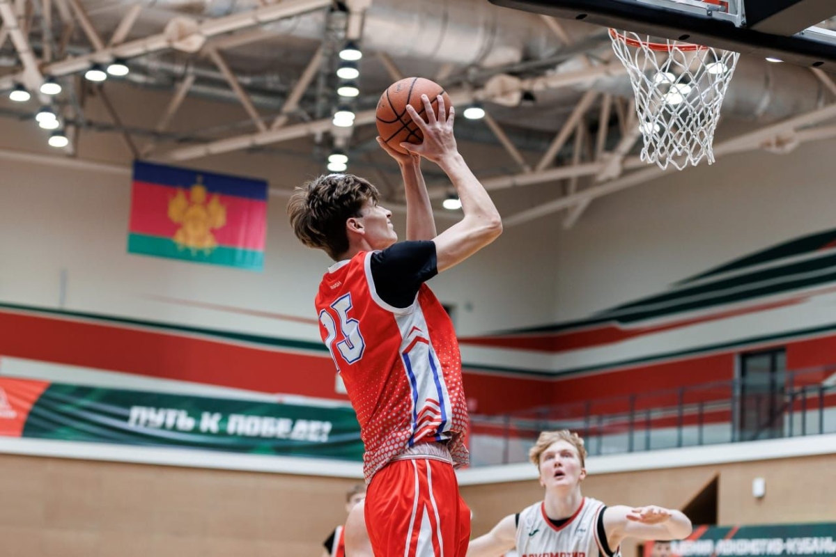 Юные баскетболисты из Ставрополя вышли в полуфинал первенства СКФО и ЮФО Юные баскетболисты из Ставрополя вышли в полуфинал первенства СКФО и ЮФО