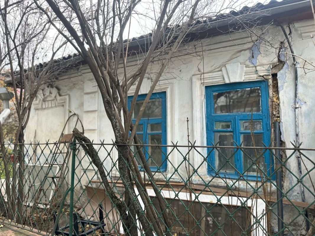 Власти Кисловодска потратят 10,4 млн рублей на снос аварийных объектов Власти Кисловодска потратят 10,4 млн рублей на снос аварийных объектов