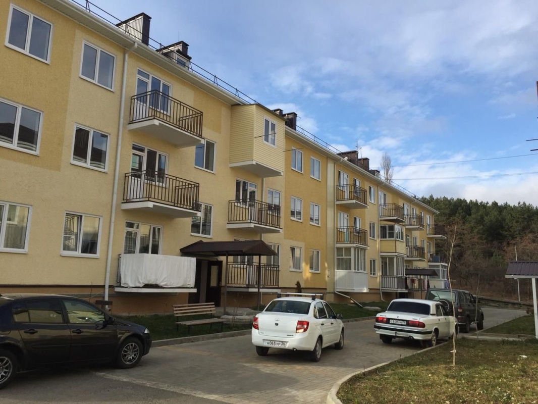 В Пятигорске за 62 млн рублей капитально отремонтируют 7 изношенных многоэтажек