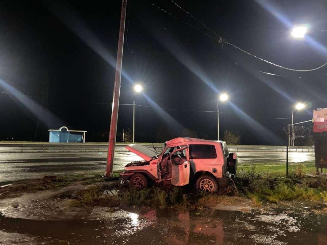 Мужчина умер после ночной аварии в Ставрополе