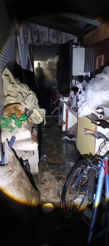 Огнеборцы ликвидировали возгорание бытовых вещей в Невинномысске Огнеборцы ликвидировали возгорание бытовых вещей в Невинномысске