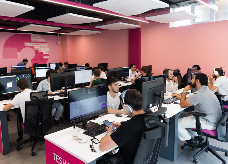 От мидла к сеньору: как выбрать среду для комплексного развития навыков От мидла к сеньору: как выбрать среду для комплексного развития навыков