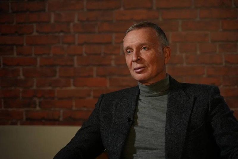 Создатель ТЦ «Флагман» в центре Ставрополя получил медаль «За усердие и полезность» Создатель ТЦ «Флагман» в центре Ставрополя получил медаль «За усердие и полезность»