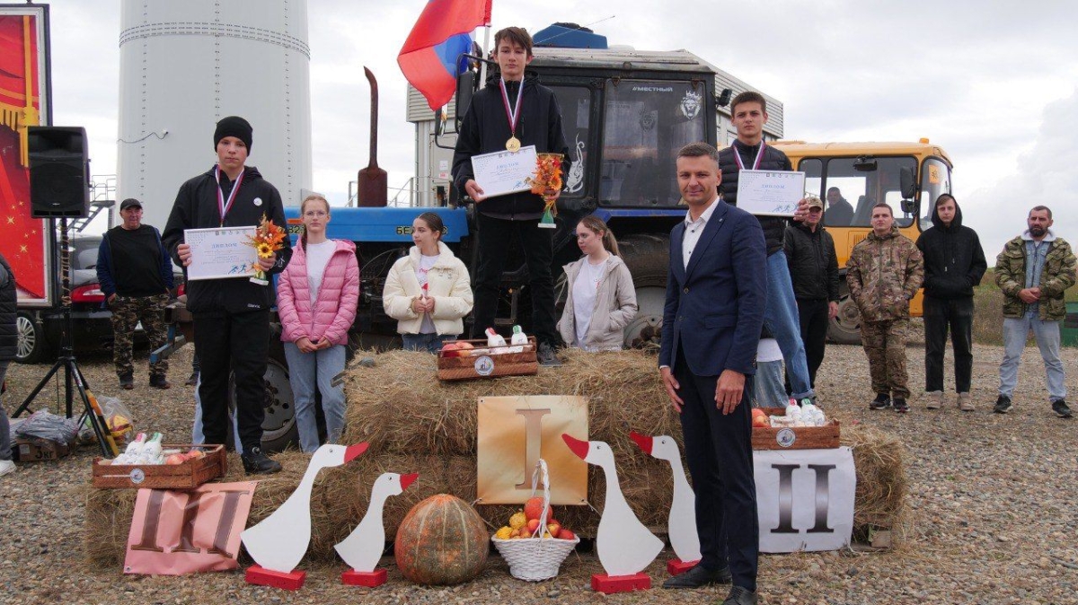 Более 1000 ставропольцев поучаствовали в забеге &laquo;Энергия ветра&raquo; на территории крупнейшей в России ВЭС
