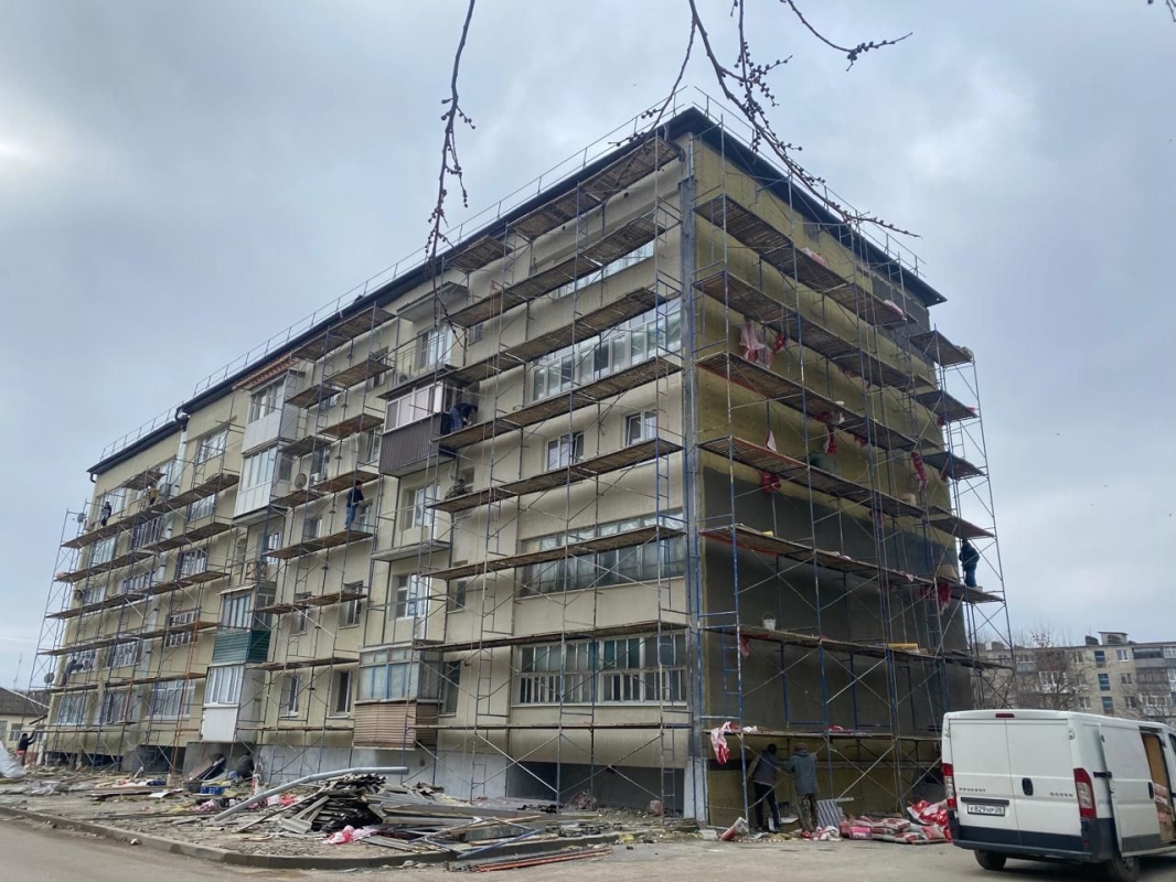 В Будённовском округе за 67,5 млн рублей капитально отремонтируют 11 многоэтажек