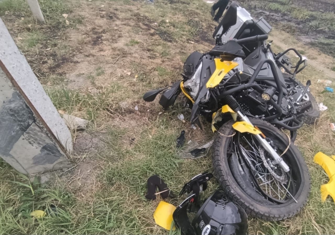 В Георгиевске мотоциклист врезался в опору ЛЭП и погиб