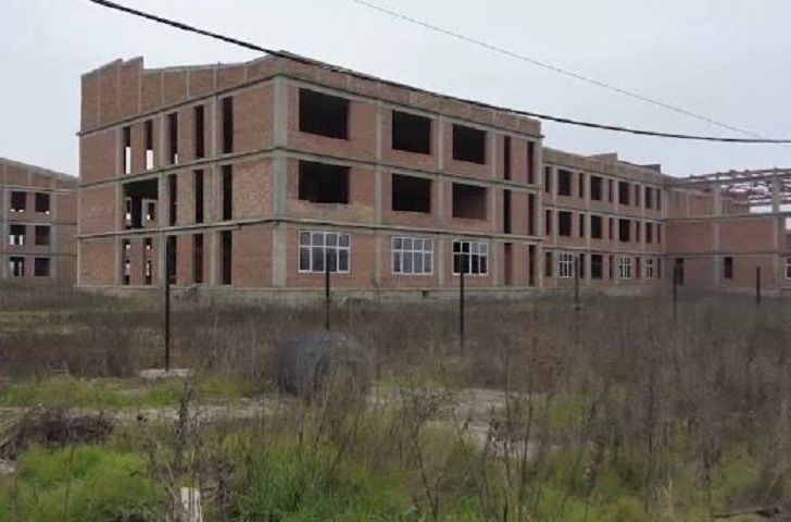 На Ставрополье незаконно приостановили строительство сельской школы На Ставрополье незаконно приостановили строительство сельской школы