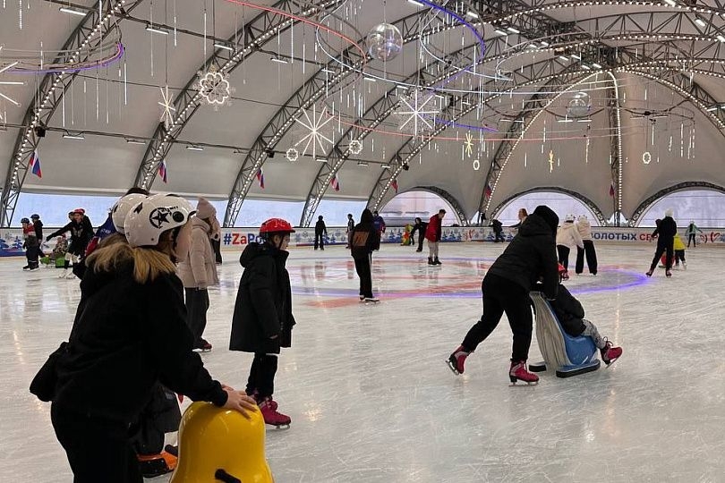 Более тысячи посетителей принял ледовый каток в центре Ставрополя в минувшие выходные Более тысячи посетителей принял ледовый каток в центре Ставрополя в минувшие выходные