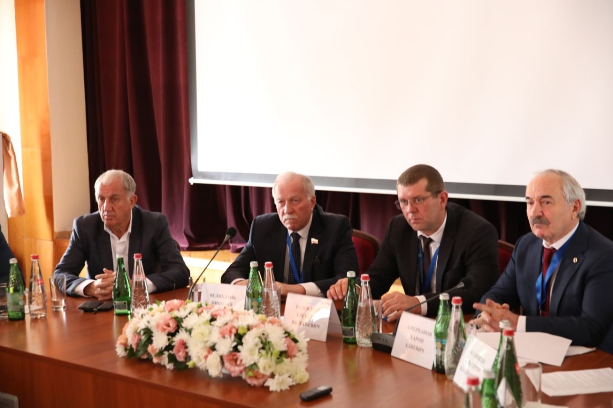 Николай Великдань отметил важность сохранения племенного ядра овцеводства