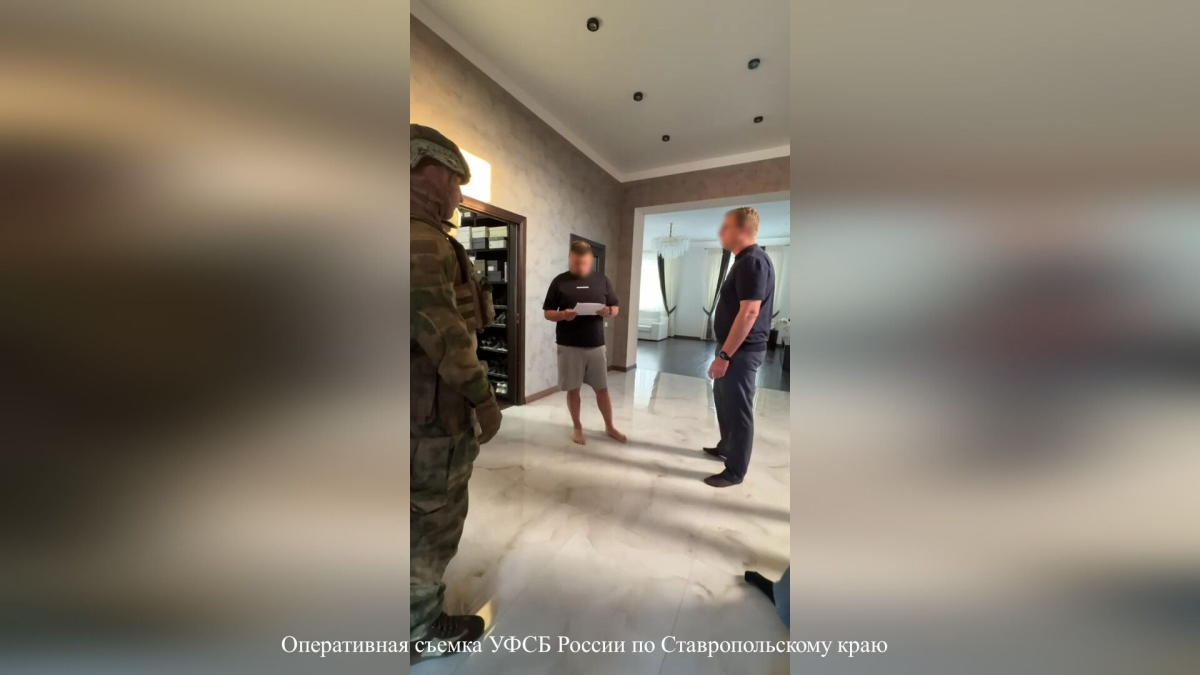 Экс-чиновника из Новоалександровска заподозрили в получении крупной взятки Экс-чиновника из Новоалександровска заподозрили в получении крупной взятки